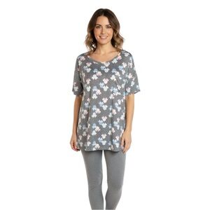 NWT New Disney Minnie Mouse Women’s Size M T-Shirt Sleepwear